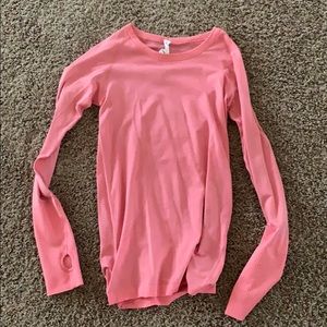 Long sleeve lulu lemon shirt